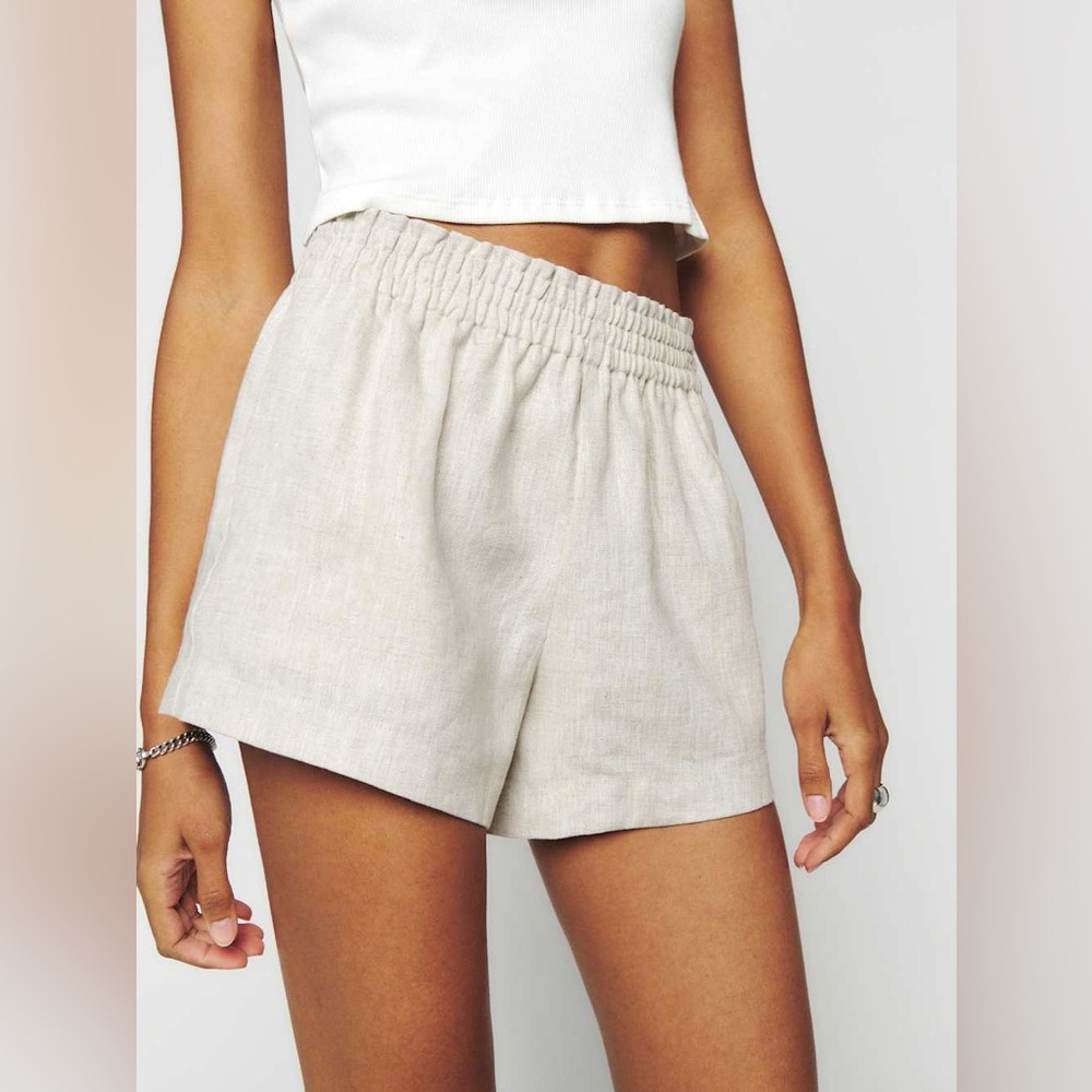 Reformation Mila Linen Short (Oatmeal) M